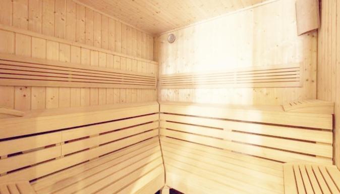 Zachodnia Polanka - Apartament Z Sauna I Silownia Kolobrzeg Luaran gambar
